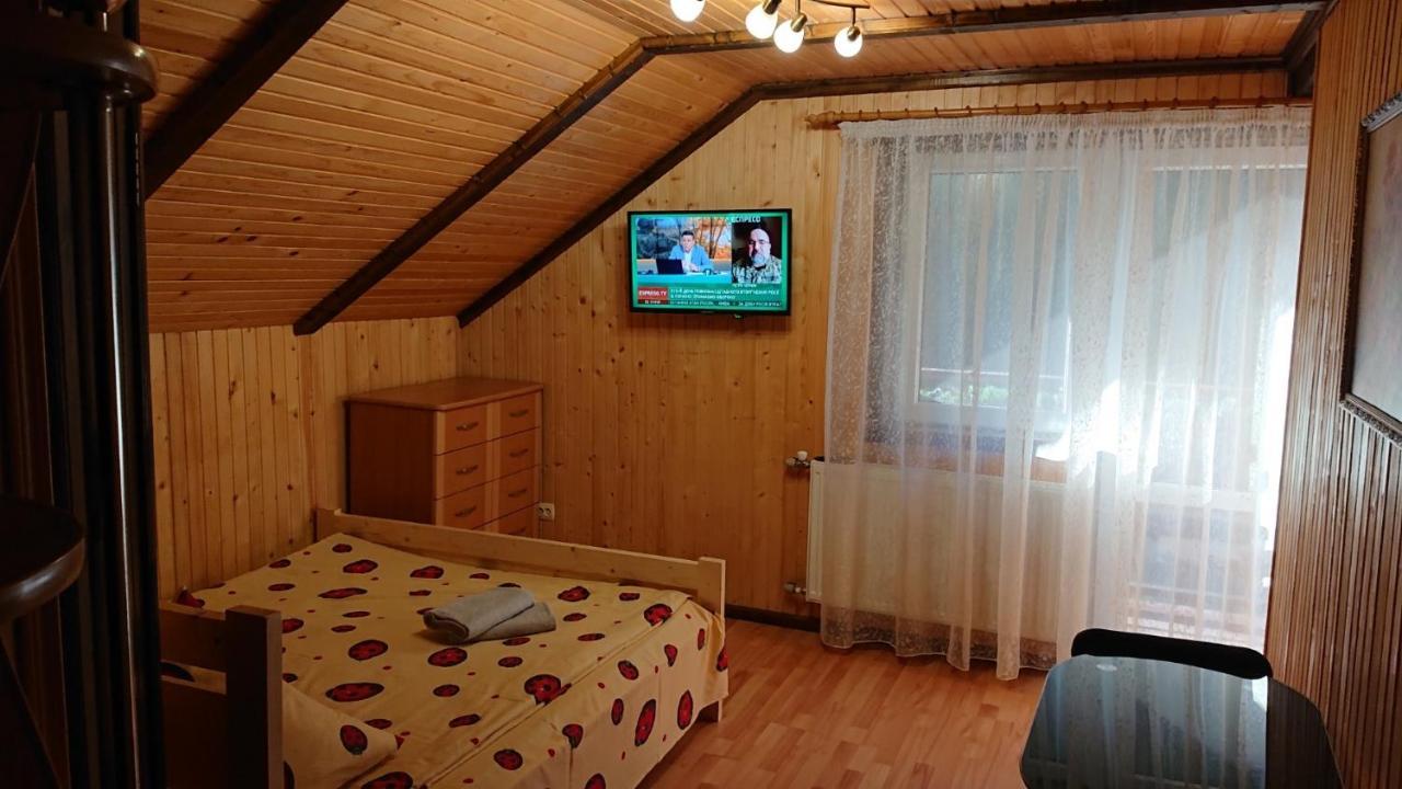 Hotel Любе Jablunycja Exteriér fotografie
