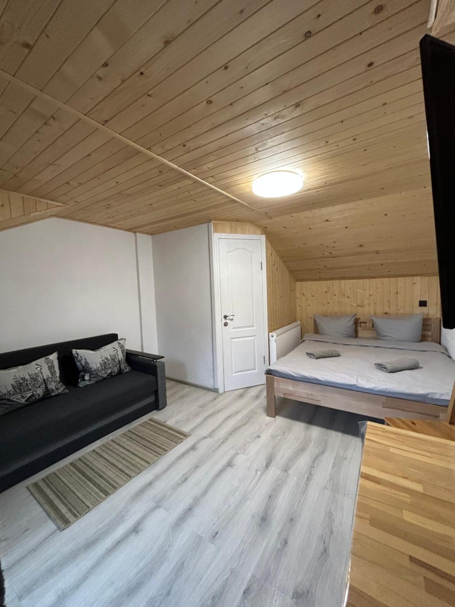 Hotel Любе Jablunycja Exteriér fotografie