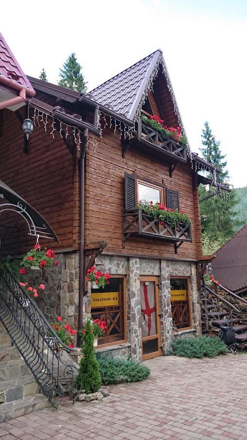Hotel Любе Jablunycja Exteriér fotografie